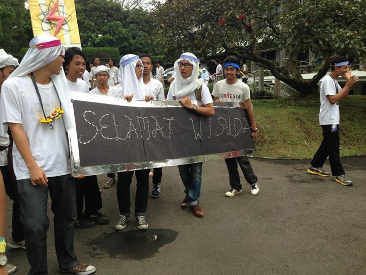 Wisudaan Wisudaan