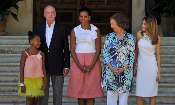 Michelle Obama style FLOTUS peacock