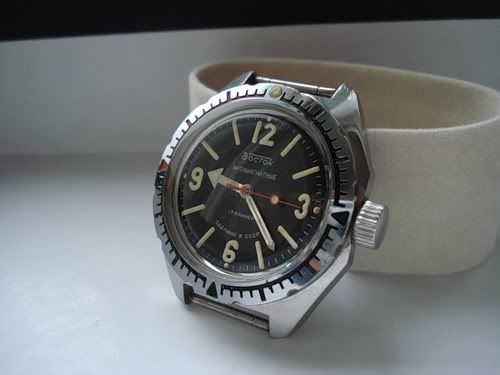 vostok amphibia 300m