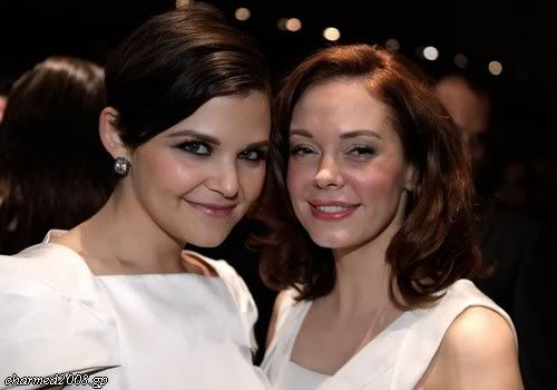 http://i1015.photobucket.com/albums/af279/SacyLyssPhoebe/rose_gb_mq_01.jpg?t=1258224454