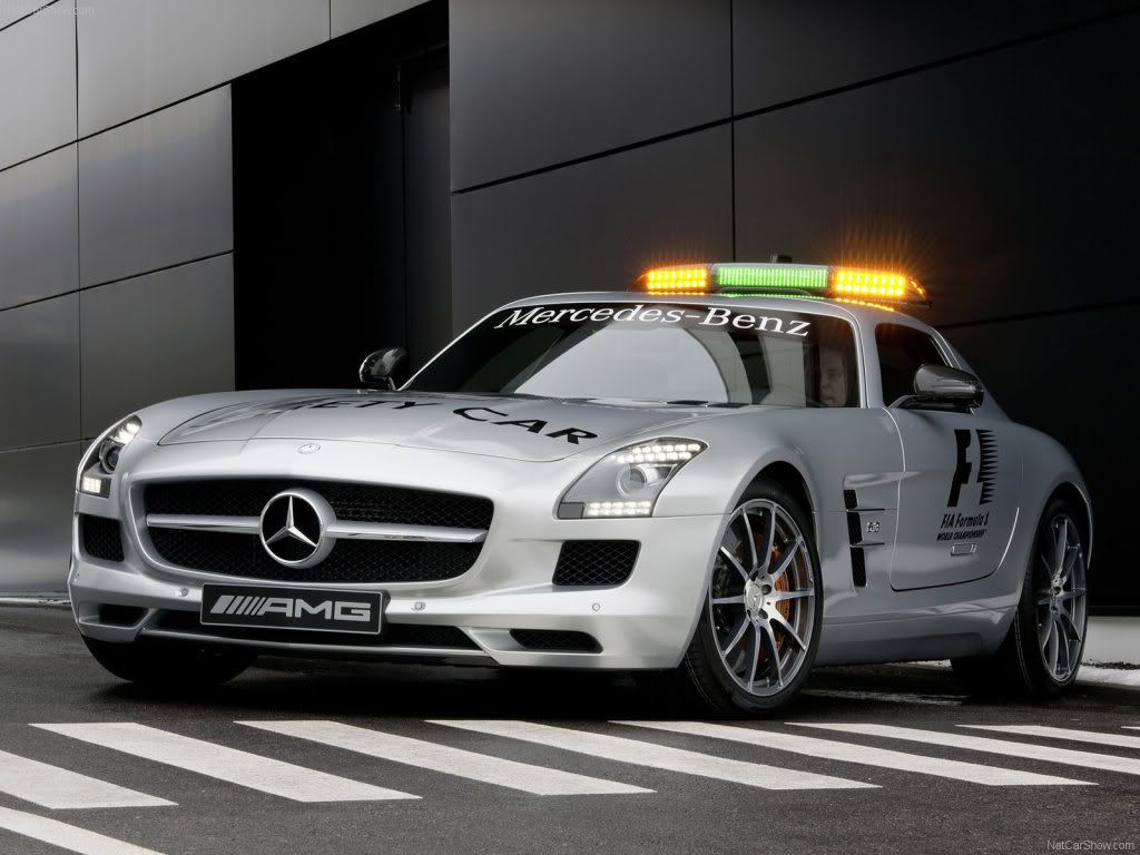 Mercedes-Benz-SLS_AMG_F1_Safety_Car.jpg