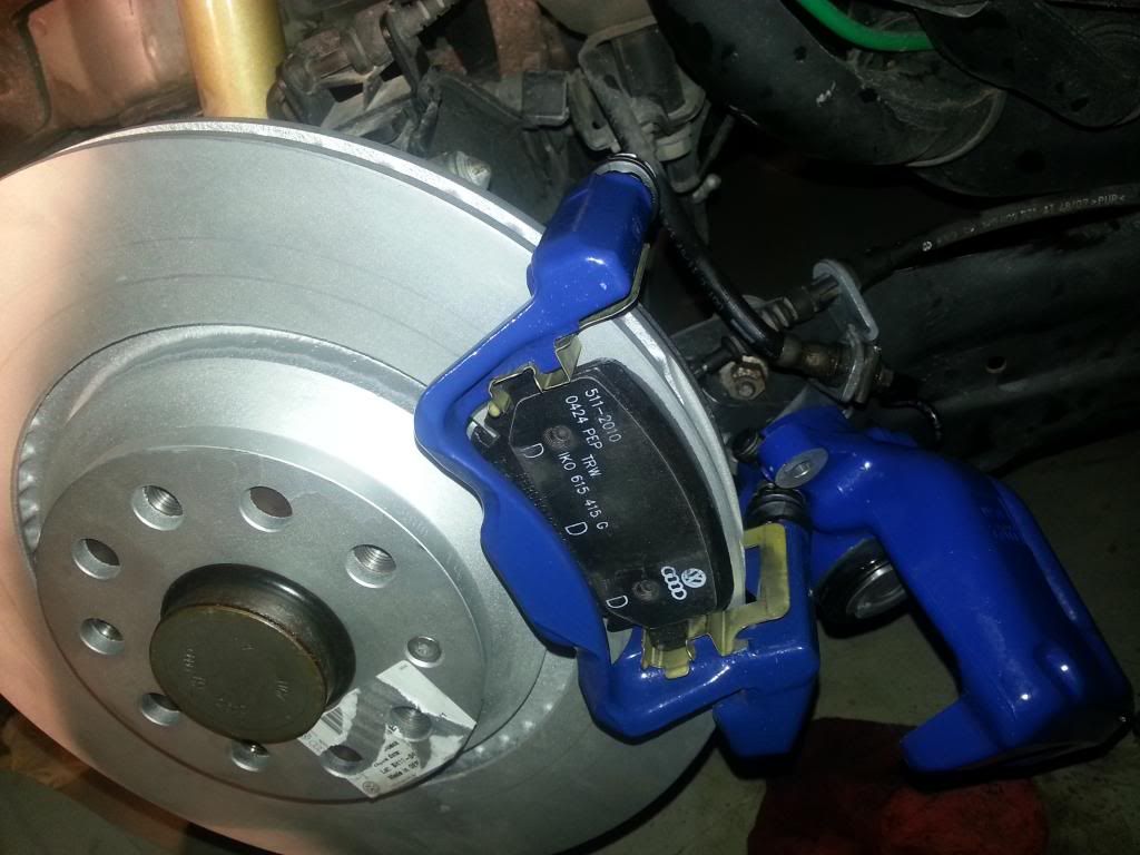 VW Rabbit Forum " DIY MKV Rabbit R32 Rear brake swap." Volkswagen