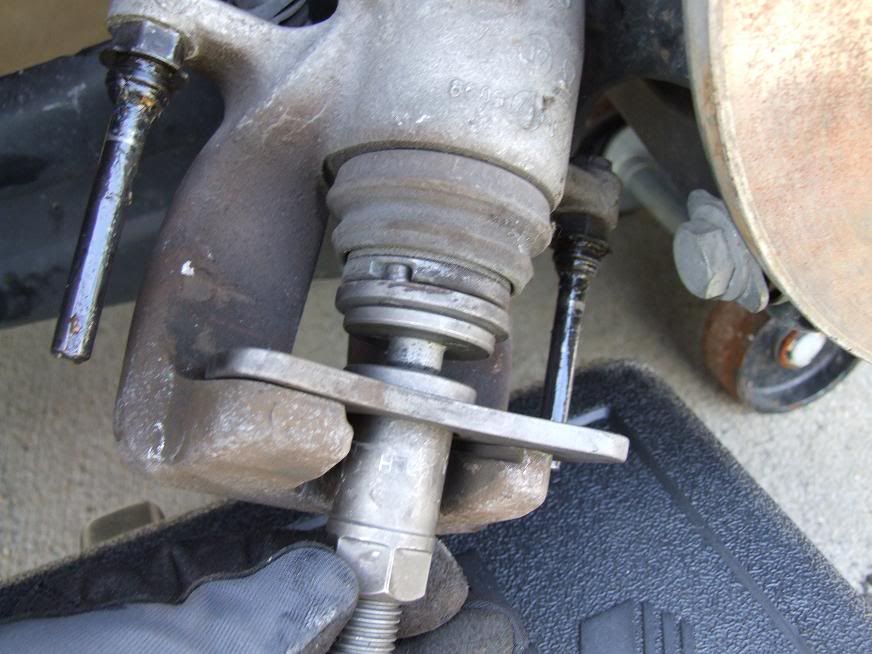 VW Jetta MKIV/MK4 Is it possible for rear caliper to get "Hyper